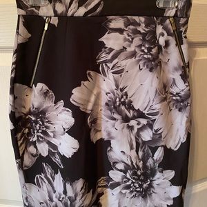 H&M Floral A-Line skirt